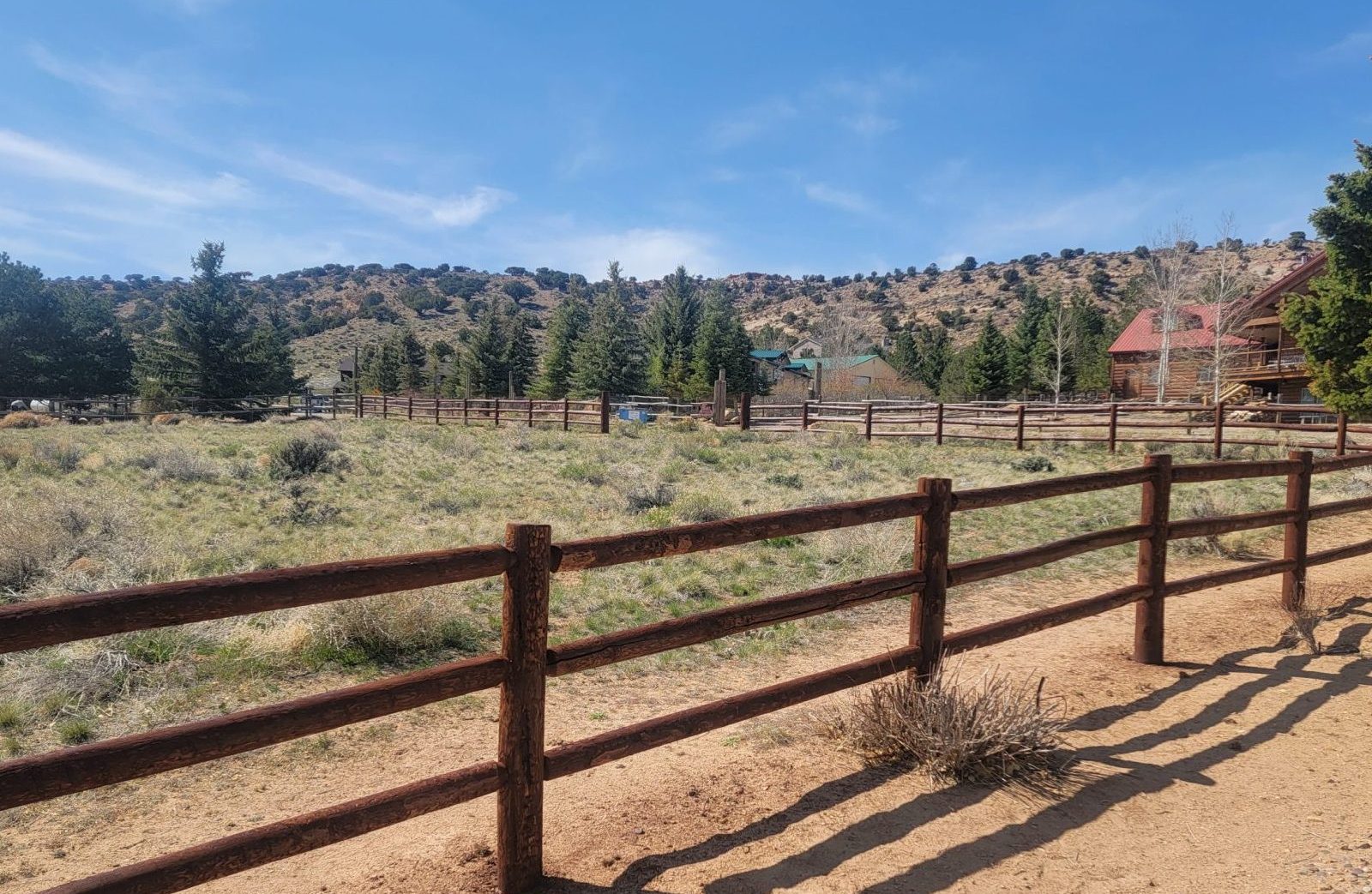Farm and Ranch Fencing in Wyoming