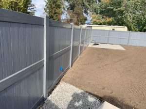 Chai gray privacy fence